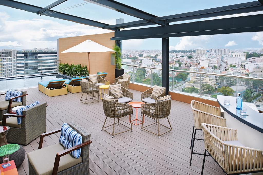 ibis saigon airport hotel reviews