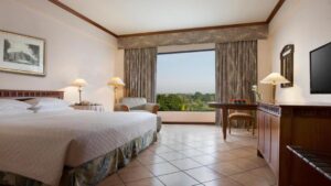 Hyatt Regency Yogyakarta – King bed room